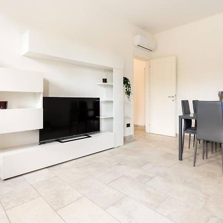 Appartamento Unico A Bologna Con 3 Camere E Parcheggio Gratuito エクステリア 写真