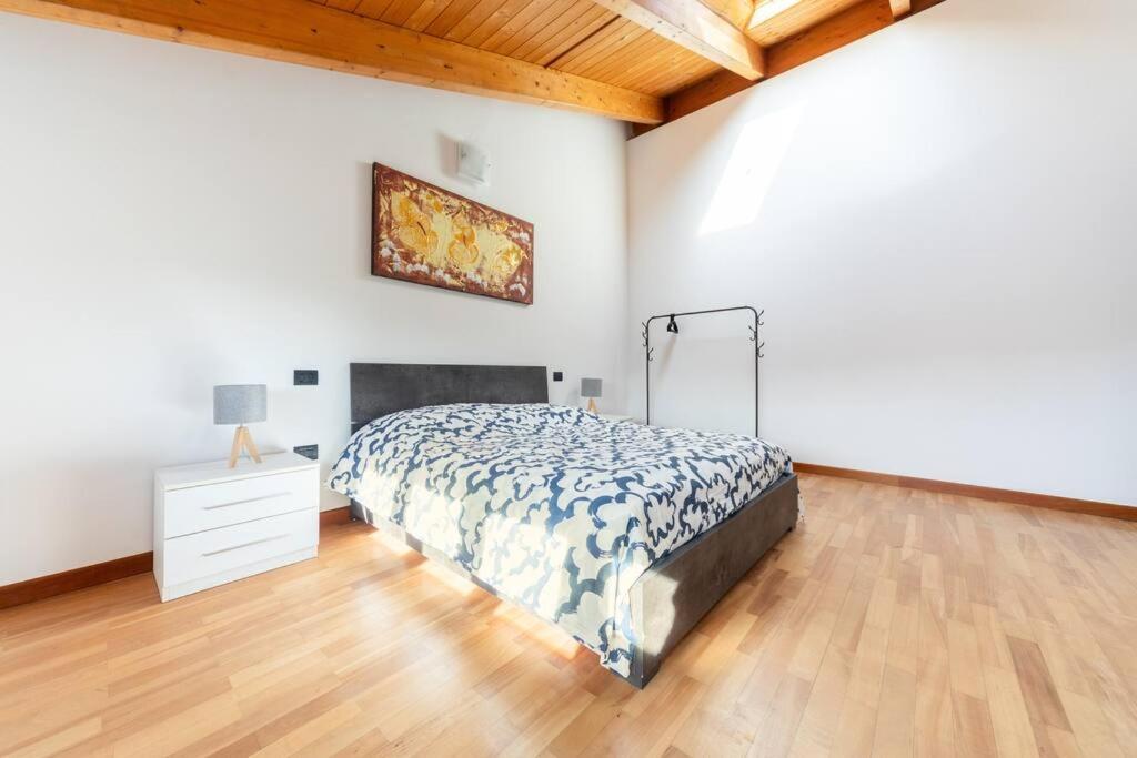 Appartamento Unico A Bologna Con 3 Camere E Parcheggio Gratuito エクステリア 写真