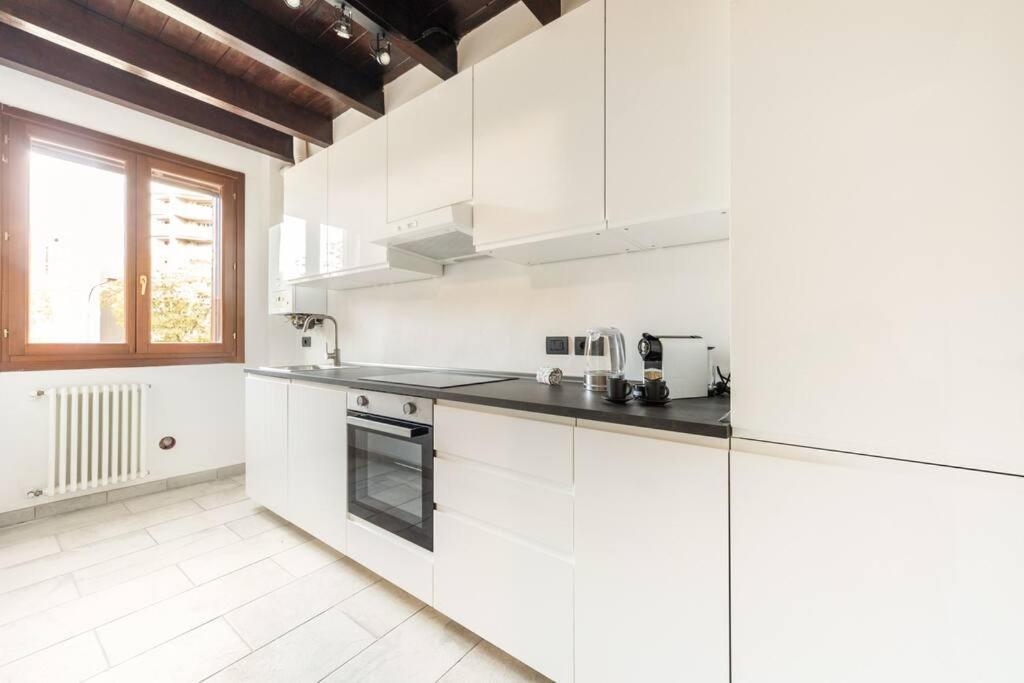 Appartamento Unico A Bologna Con 3 Camere E Parcheggio Gratuito エクステリア 写真